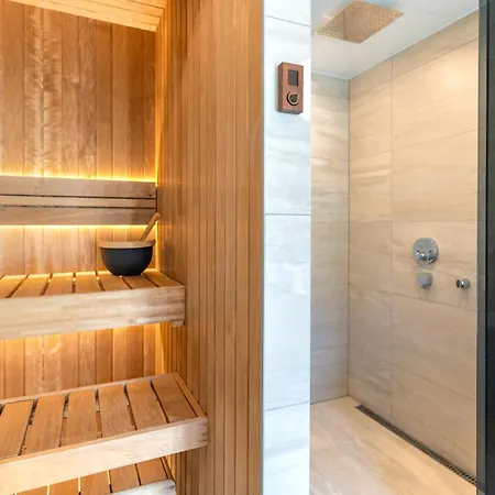 2br 95m2 In Old Town With Free Parking And Sauna! * Reval