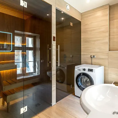 2br 95m2 In Old Town With Free Parking And Sauna! *