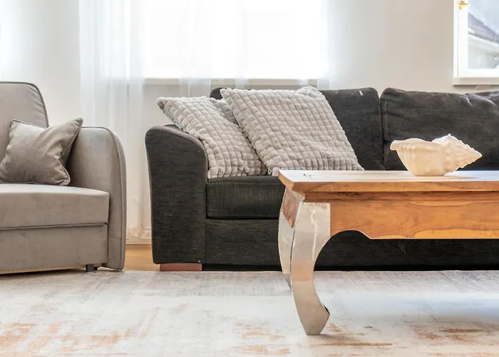 2br 95m2 In Old Town With Free Parking And Sauna! Lägenhet