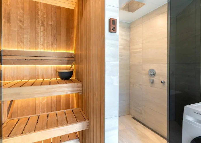 2br 95m2 In Old Town With Free Parking And Sauna! * Tallinn