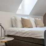2br 95m2 In Old Town With Free Parking And Sauna! شقة *