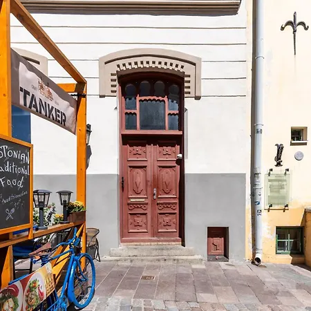 2br 95m2 In Old Town With Free Parking And Sauna! *