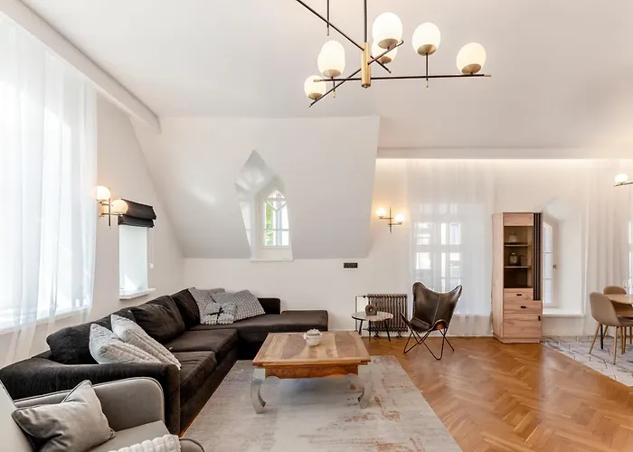 2br 95m2 In Old Town With Free Parking And Sauna! شقة *